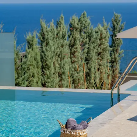 Βίλα Skyfall - With 12 Bedrooms *