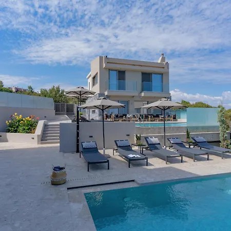 Skyfall - With 12 Bedrooms Βίλα Ατσιπόπουλο