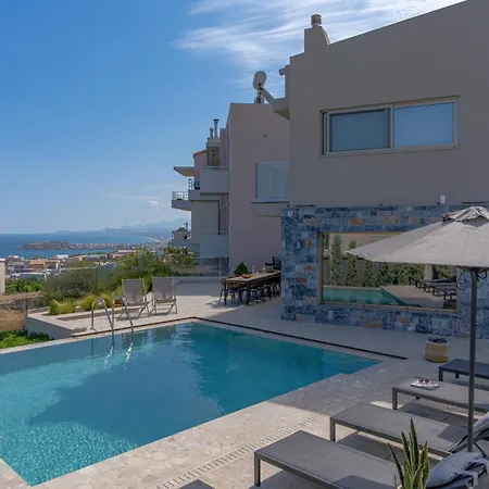 Skyfall - With 12 Bedrooms Βίλα Ατσιπόπουλο