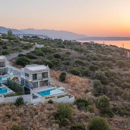 Βίλα Skyfall - With 12 Bedrooms *