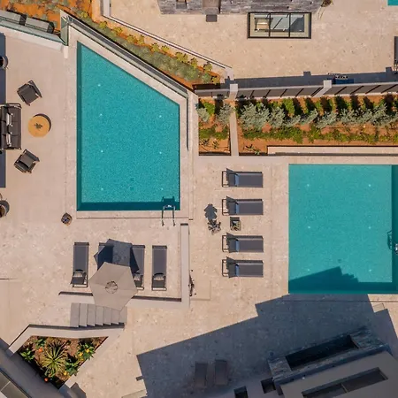 Skyfall - With 12 Bedrooms Βίλα Ατσιπόπουλο